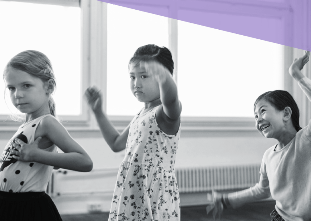 Backstage Studio: Kids dancing during class