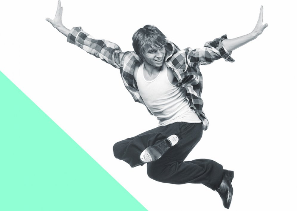 Backstage Studio: Workshop Daniel Borak 13 - 15 November 2020 Backstage Studio: Daniel Borak in dance pose