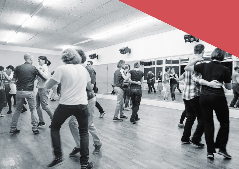 Backstage Studio: Lindy Hop und Downtownswing Backstage Studio: Lindy Hop Klasse