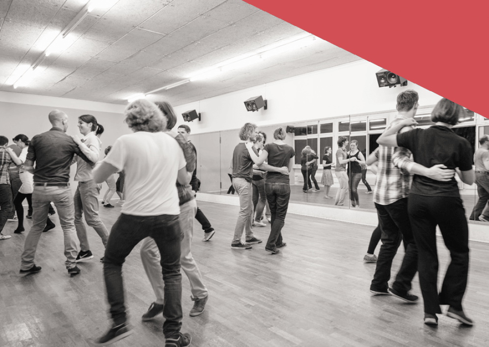 Backstage Studio: Lindy Hop und Downtownswing Backstage Studio: Lindy Hop Klasse